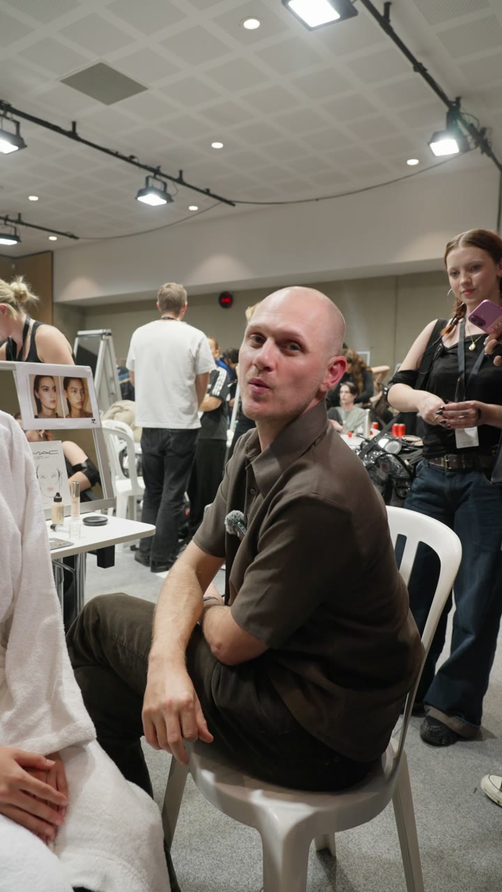 MAC Cosmetics - Courrèges, Backstage